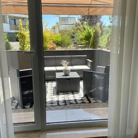 Apartament Mon Jardin Residence Apartment